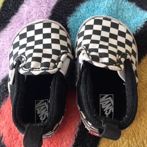 New size 3 infant Vans Off The Wall
